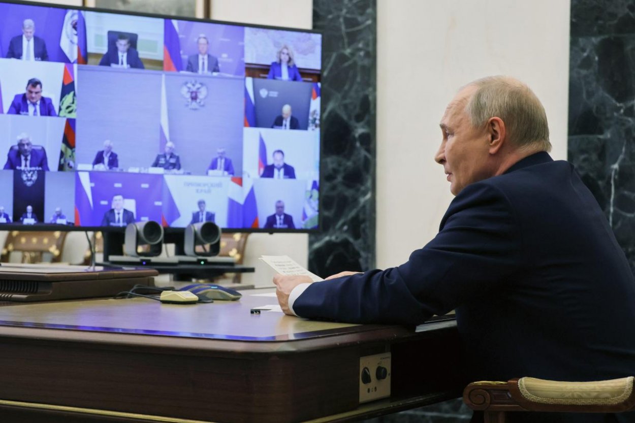 Ukrajina ONLINE: Putin nariadil pozastaviť útoky na Kyjev počas troch dní