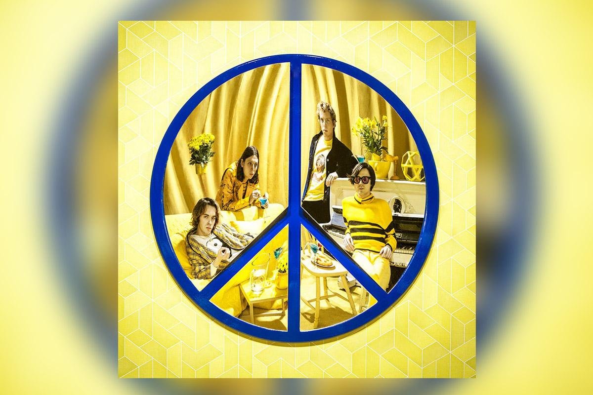 .recka týždňa: Peace – Happy People