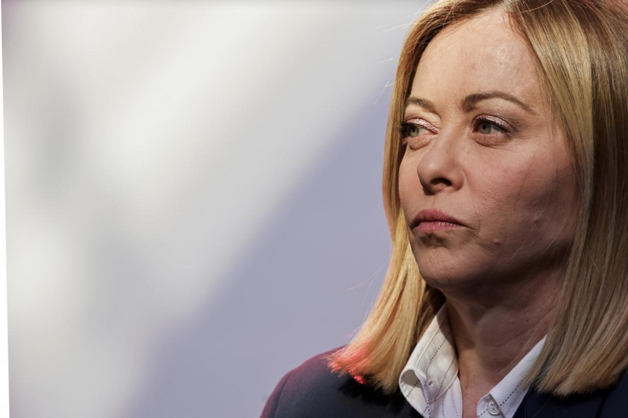 Talianska premiérka Meloniová kritizuje rozhodnutie súdu v prípade Marine Le Penovej