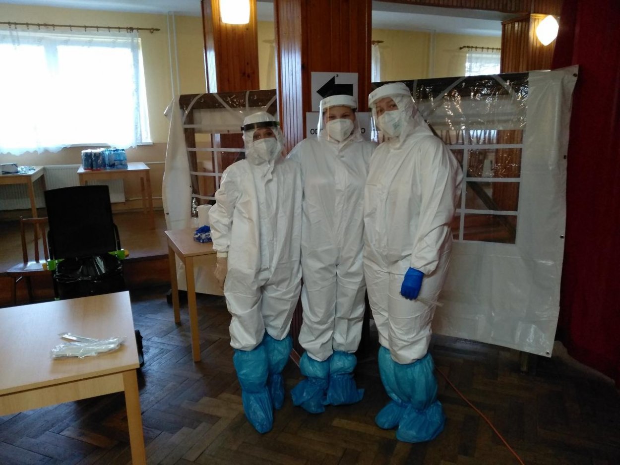 Keď si to na nás vymysleli, čo máme robiť? Ako sa testovalo v dedine pri Piešťanoch (reportáž)