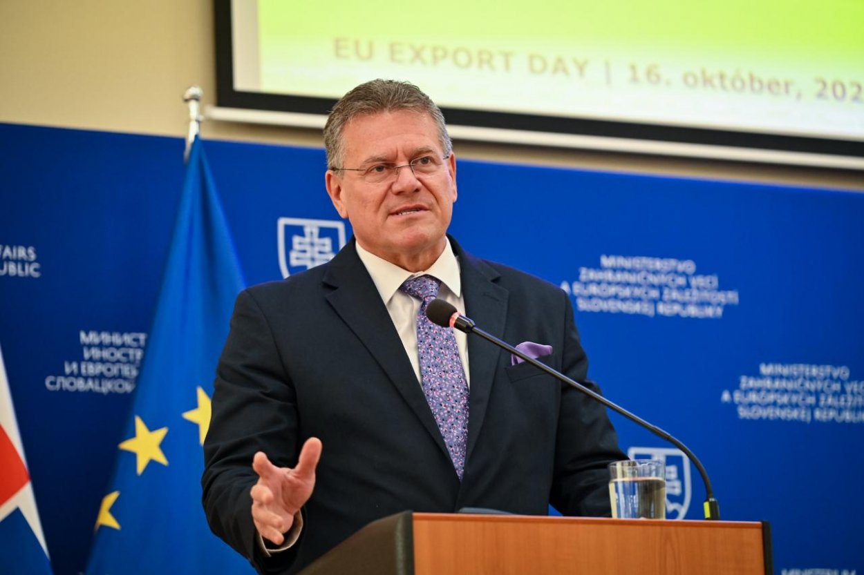 Šefčovič odmieta akýkoľvek kontakt s Epsteinom