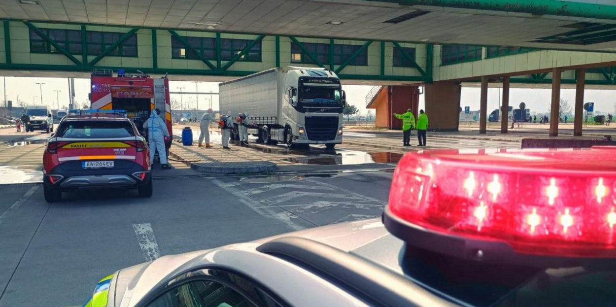 PS vyzýva pre situáciu so slintačkou a krívačkou na zvolanie bezpečnostnej rady