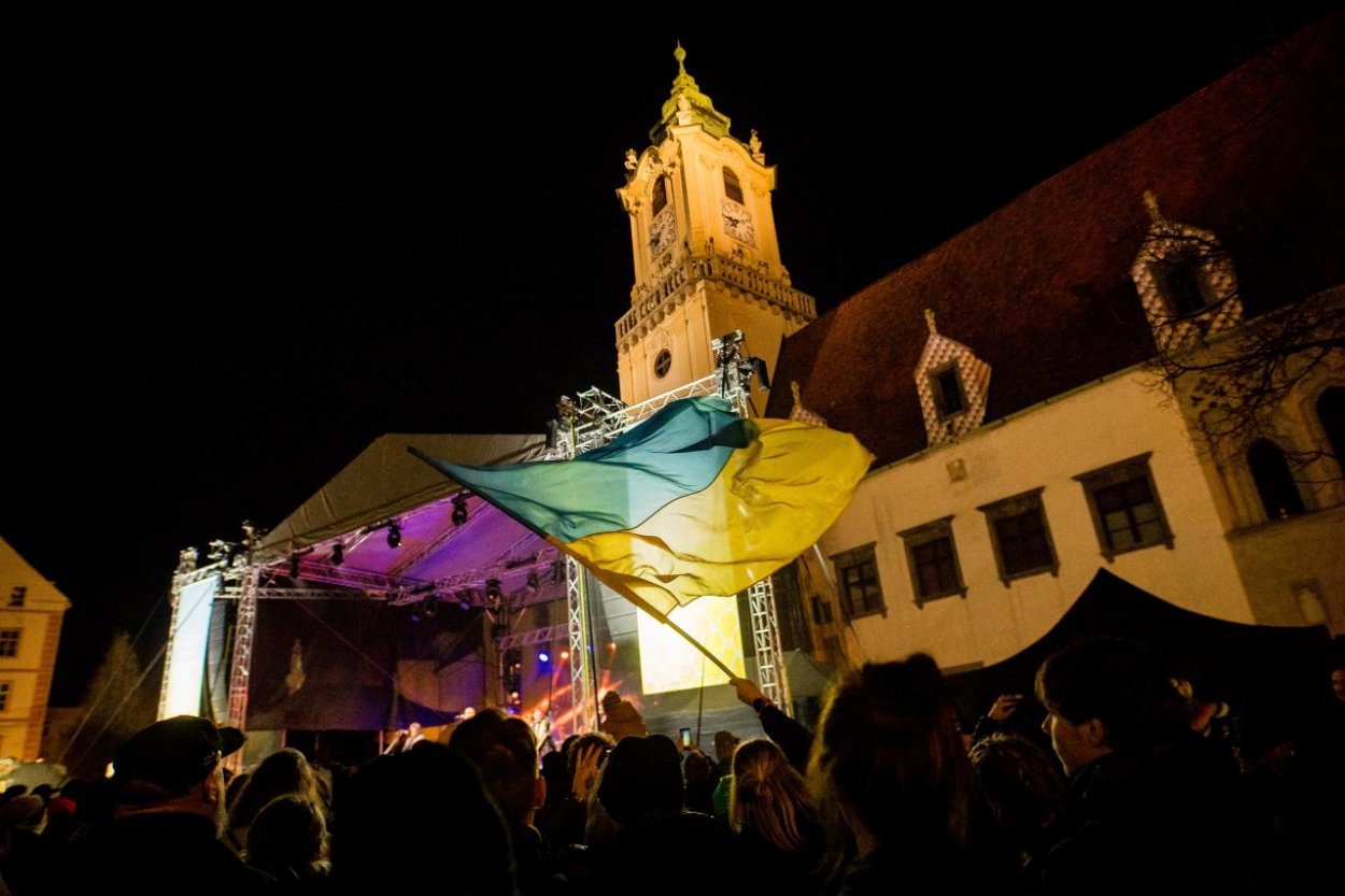 Sledujte Koncert pre Ukrajinu na Hlavnom námestí v Bratislave