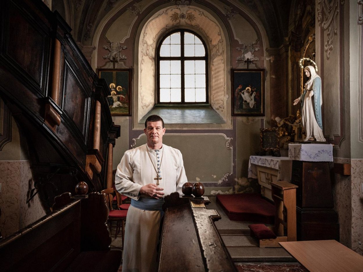 Opát Ambróz Štrbák o Veľkej noci: Aj my zrádzame Ježiša ako Judáš