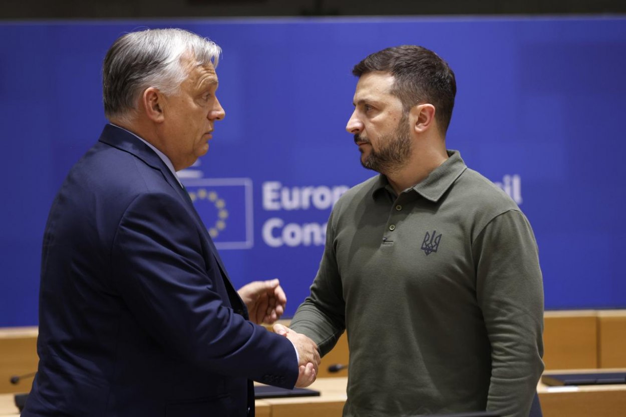 Orbán vyzval Zelenského, aby odvolal „agentov“ a rešpektoval vôľu Maďarov