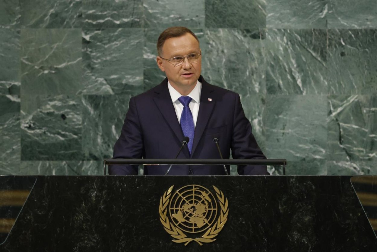 Putinova čiastočná mobilizácia je pokusom zachrániť si tvár, myslí si poľský prezident