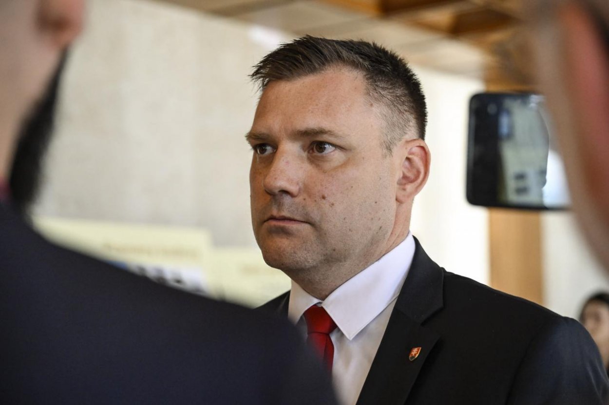 Vláda zrušila sporné uznesenia k zonáciám národných parkov
