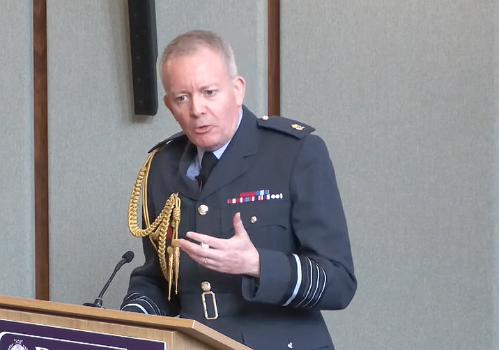 Rusko chce podľa britského náčelníka generálneho štábu zničiť NATO