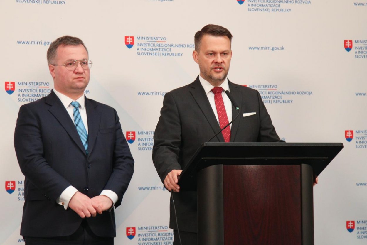 S. Migaľ a R. Šalitroš žiadajú od šéfa Hlasu-SD ospravedlnenie