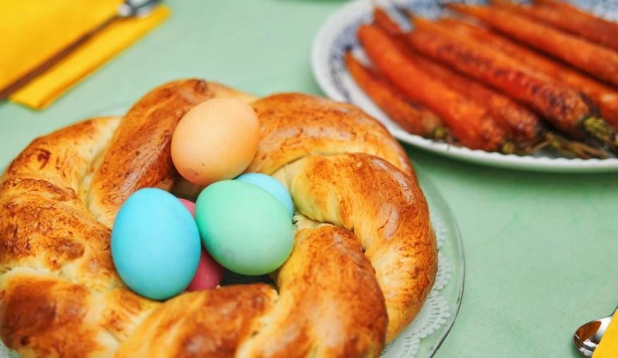 Veľká noc v Tescu: Bohatá nádielka tradičných aj svetových špecialít