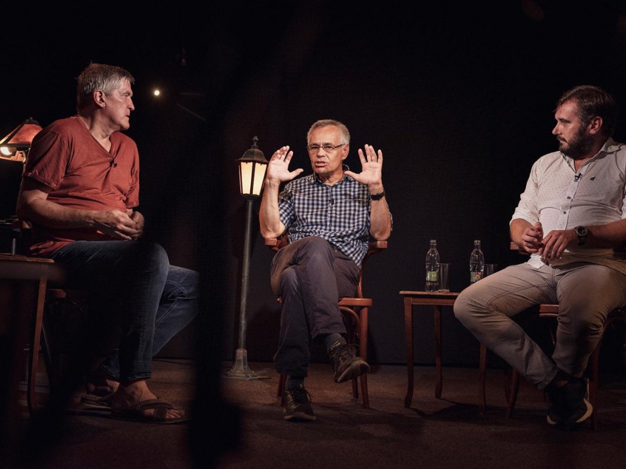 Europoslanec Wiezik a poradca v energetike Beer: Elektroautá nie sú nulová emisia, je to biznis