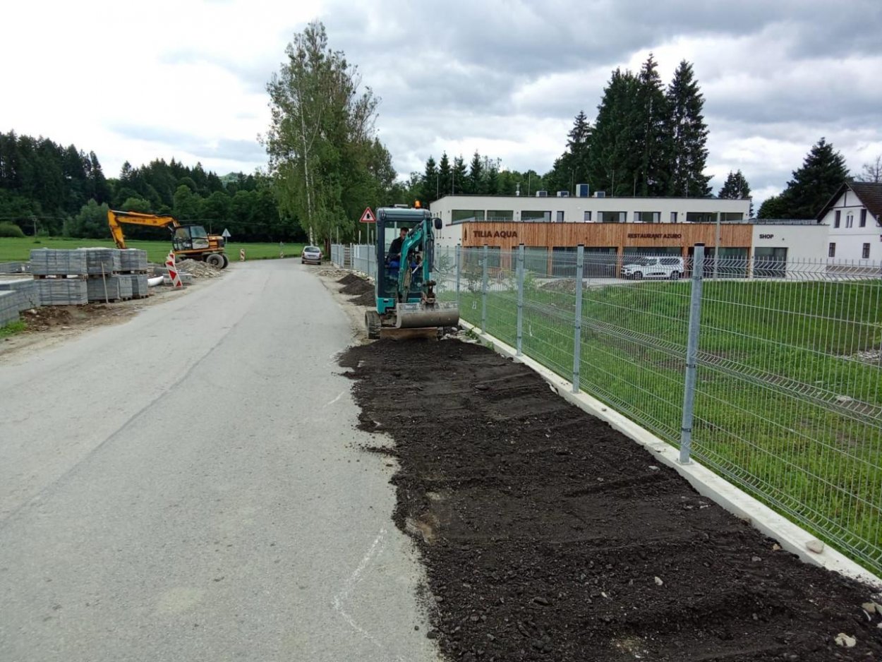 Plot, ktorý chráni aj dotvára domov. Ako vybrať oplotenie, ktoré vydrží roky?