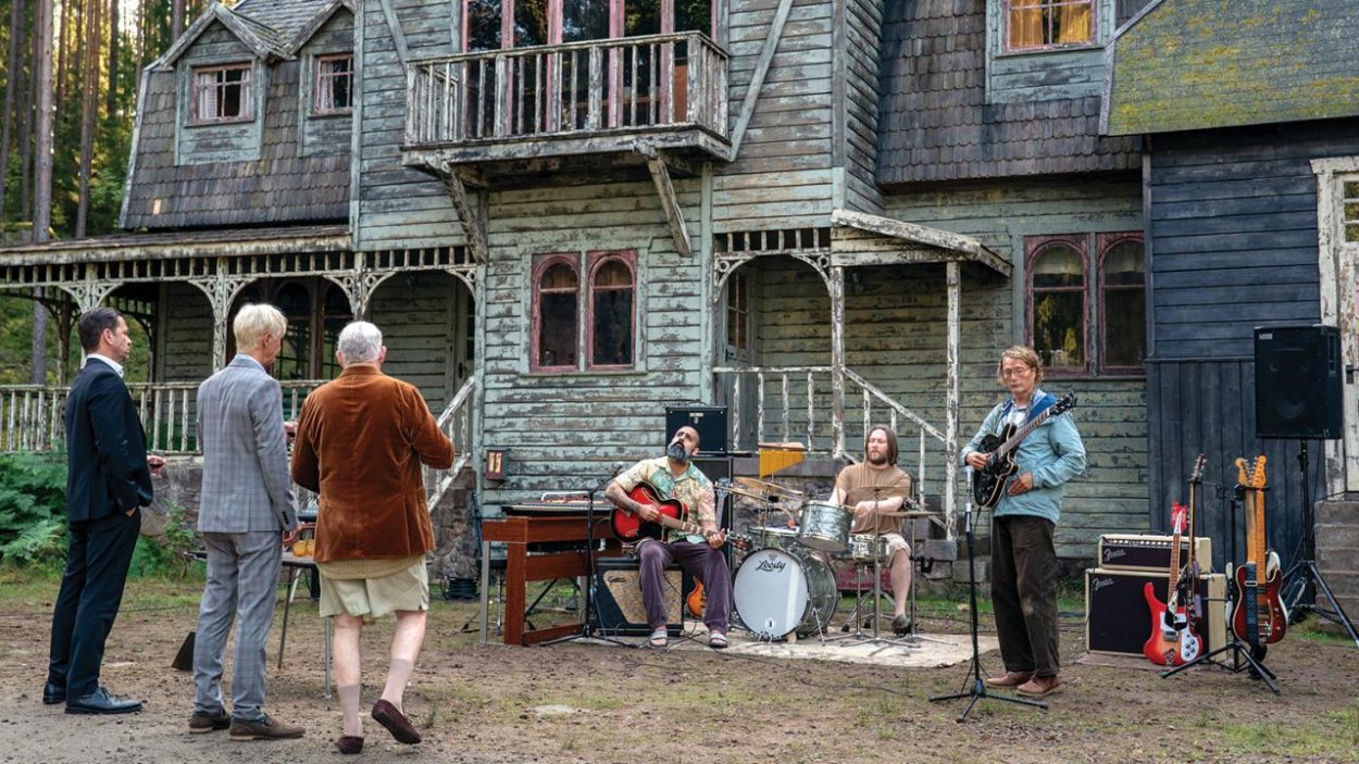 Filmy .týždňa: Viking hľadá, Shakespeare smúti, AI súdi