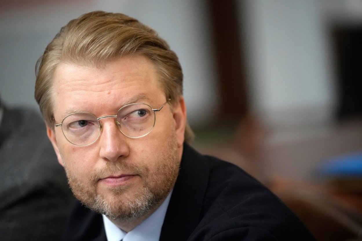 Moskovský súd zrušil registráciu kandidáta strany Jabloka vo voľbách do Dumy