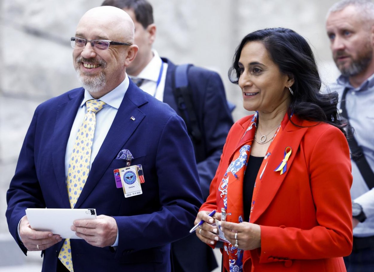 Krajiny NATO považujú Ukrajinu už fakticky za člena Aliancie