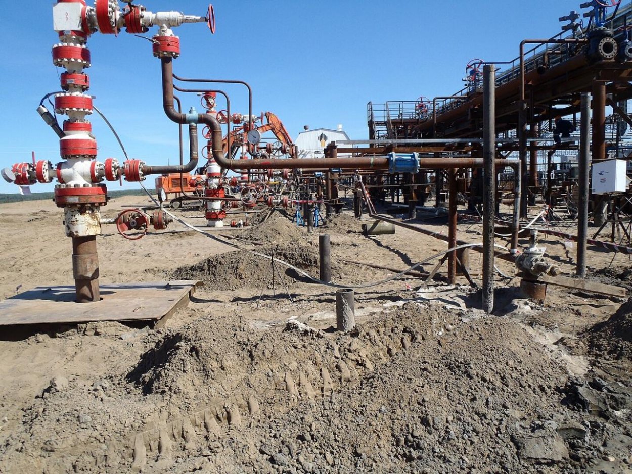 Dynamický cenový strop na ruskú ropu v rámci 18. balíka sankcií nadobudne účinnosť 3. septembra