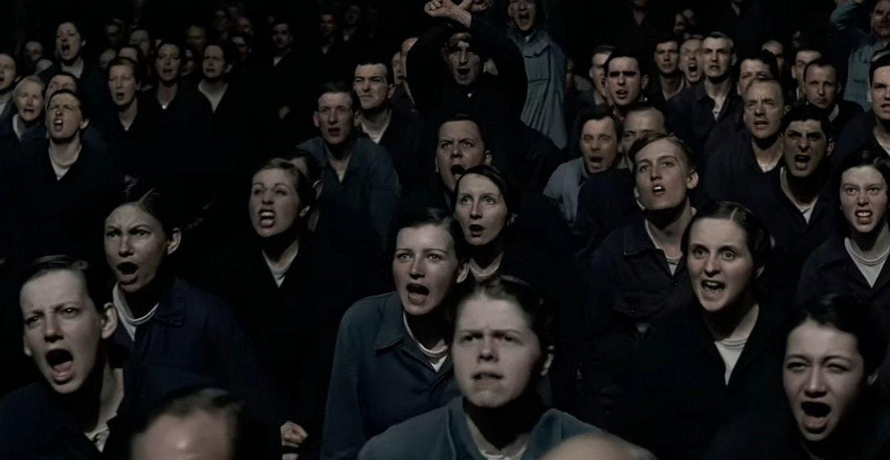 Prichádza k nám Orwellov svet, alebo sa my vraciame do neho? 