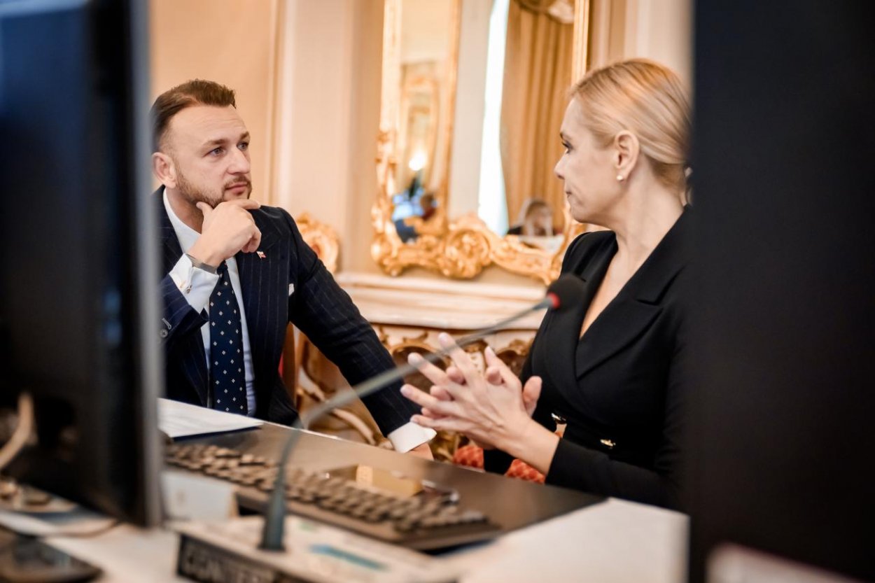 Šutaj Eštok podal návrh na zrušenie rozsudku pre zmeškanie v spore s čurillovcami