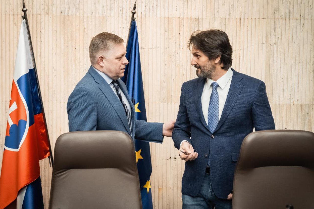 Zastavme korupciu: Vládni politici kontrolujú sami seba, vo výbore pre nezlučiteľnosť funkcií majú väčšinu