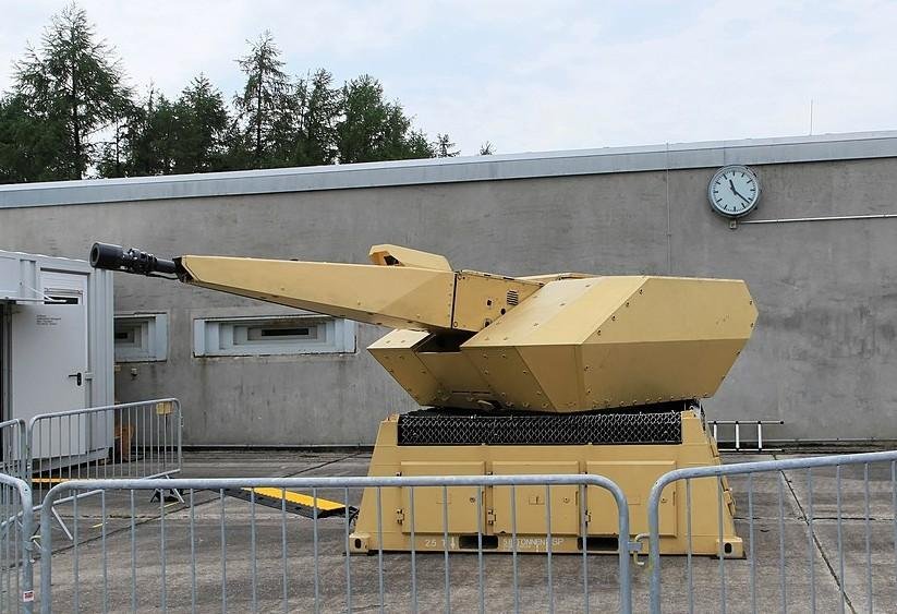 Naď, Macko a Sklenár vyvracajú tvrdenia vlády a prezidenta o stave protivzdušnej obrany