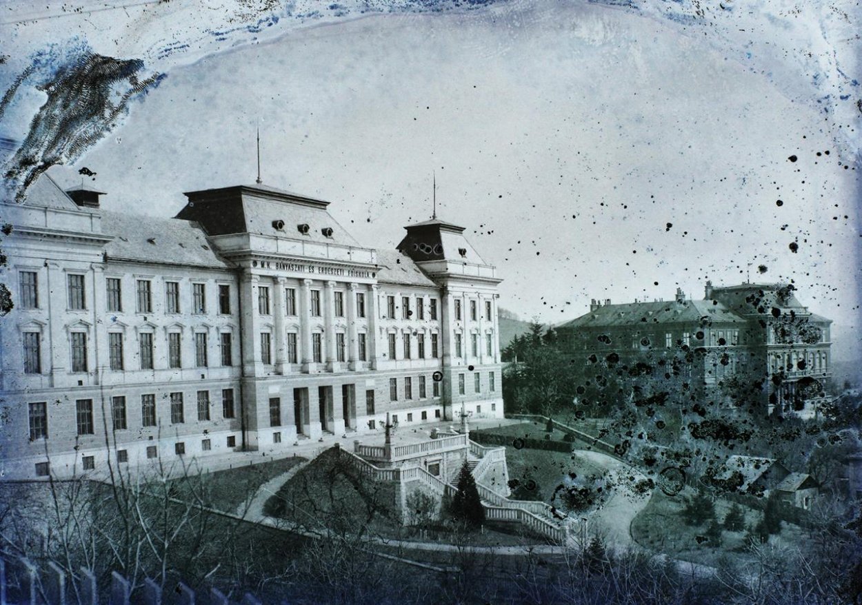 Banská Štiavnica — mesto odchodov a inteligencia ako zrkadlo spoločnosti