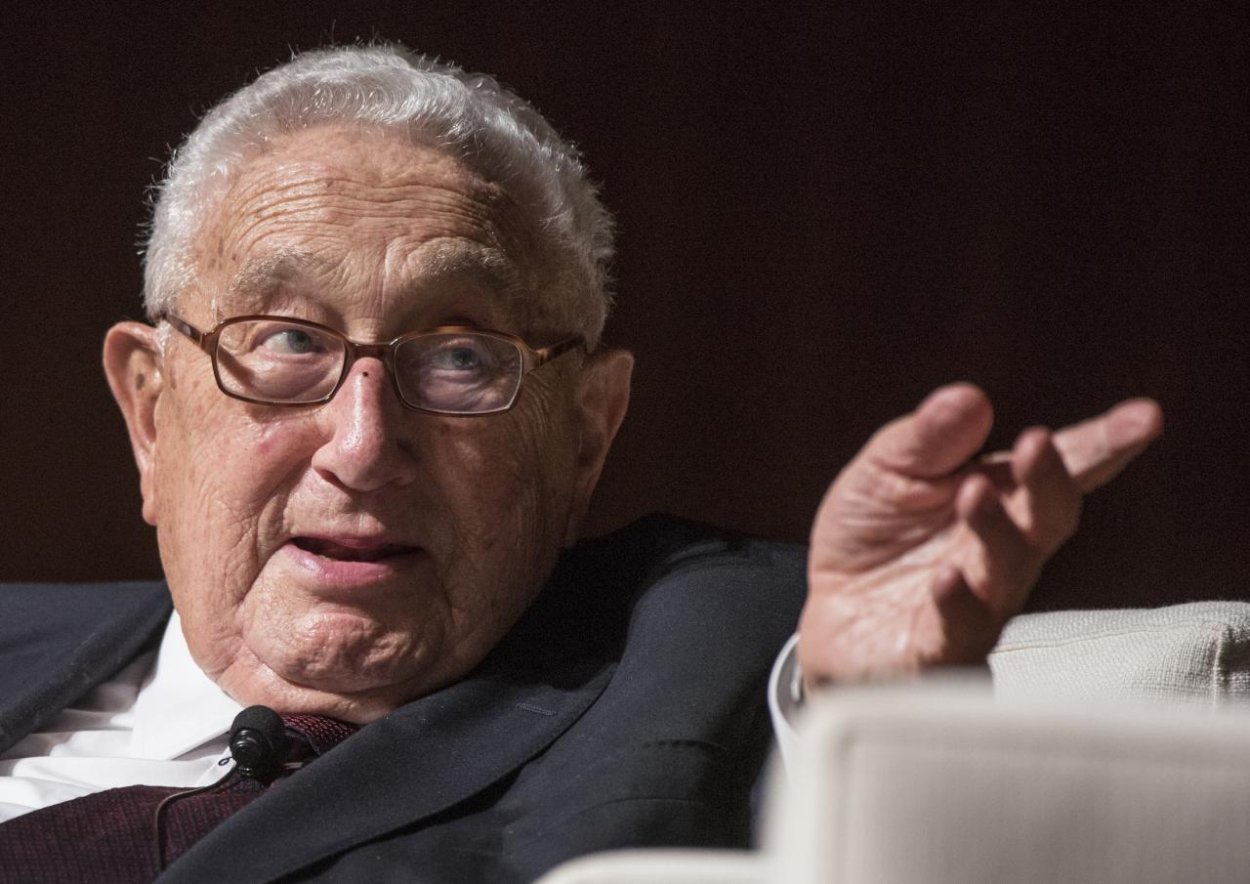 Nositeľ Nobelovej ceny za mier, Henry Kissinger, má 100 rokov