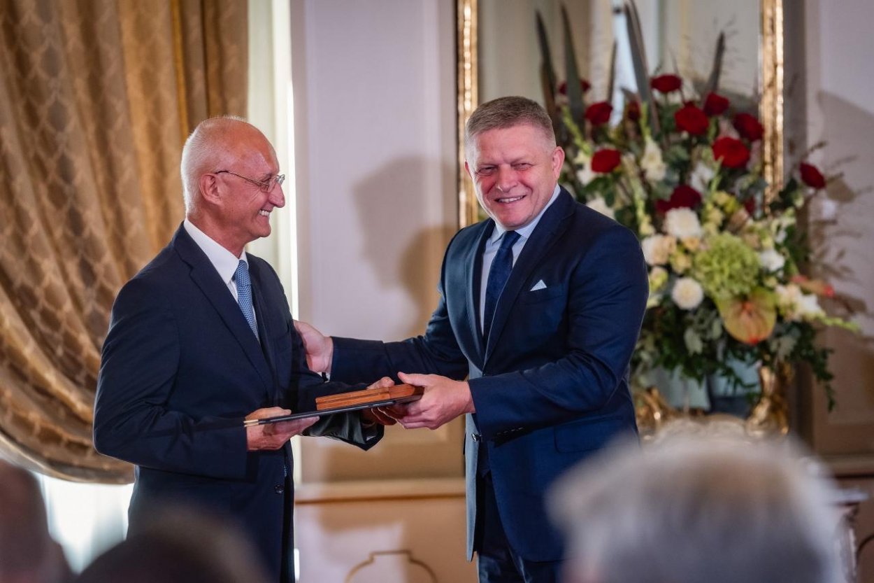 Ústav pamäti národa kritizuje ocenenie Banáša, dehonestuje to obete neslobody