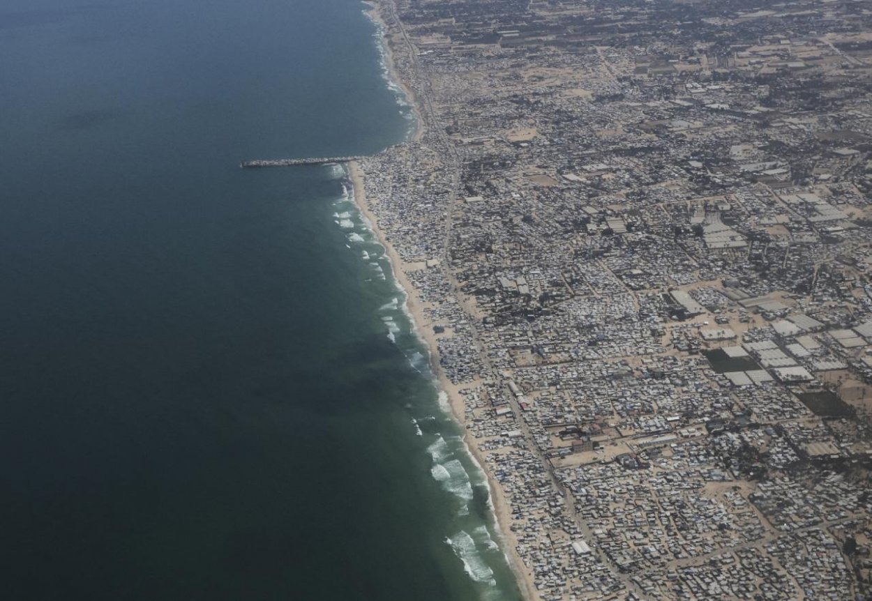 Izraelská armáda sa pripravuje na evakuáciu civilného obyvateľstva z mesta Gaza