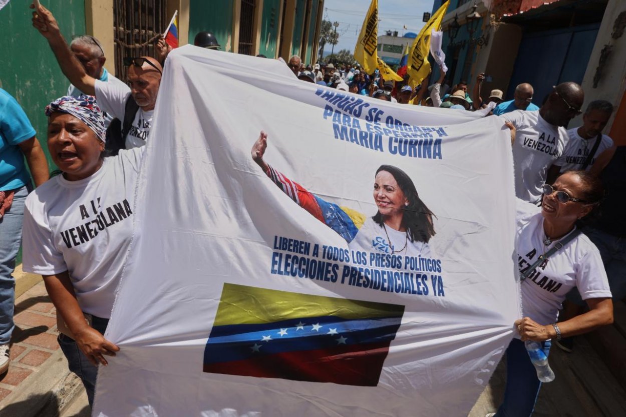 Venezuelčania demonštrovali za návrat Machadovej a predčasné voľby
