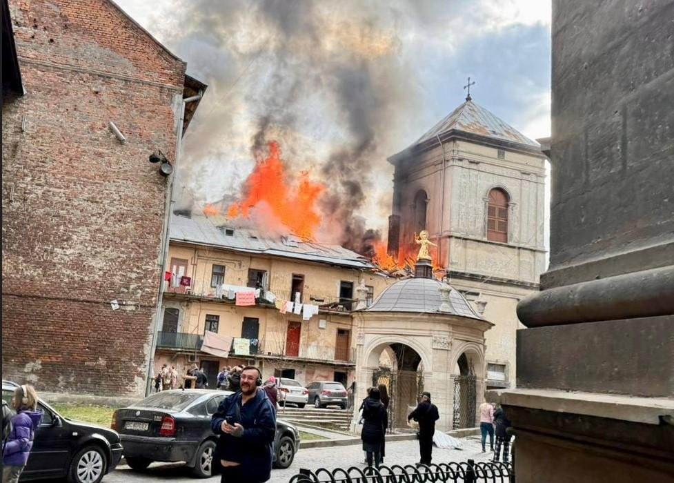 Ukrajina ONLINE: Rusko vypustilo na Ukrajinu 550 dronov, zasiahli aj kostol na zozname UNESCO