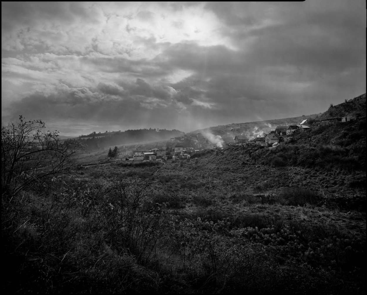 Unikátne fotografie Alana Hyžu v novej knihe Spiš. Tiene a ozveny