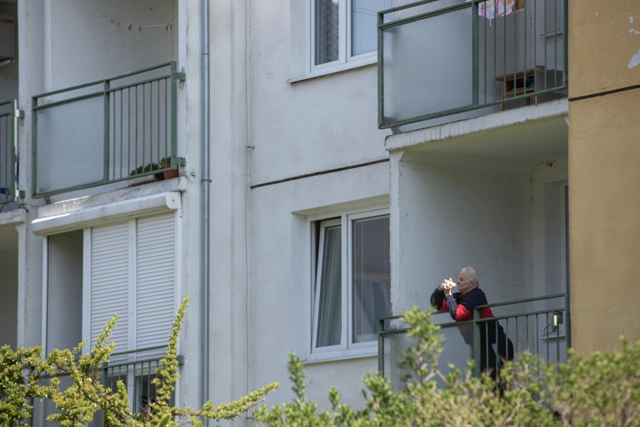 Americkí seniori protestujú proti štátnym opatreniam. Chýba im osobný kontakt s blízkymi