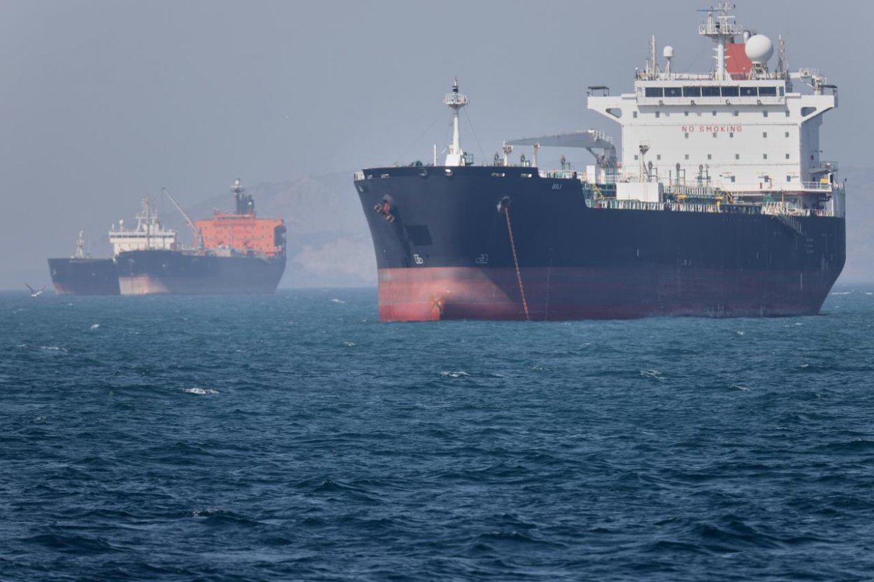 Irán púšťa cez Hormuz viac lodí, podľa médií štáty pristúpili na jeho opatrenia