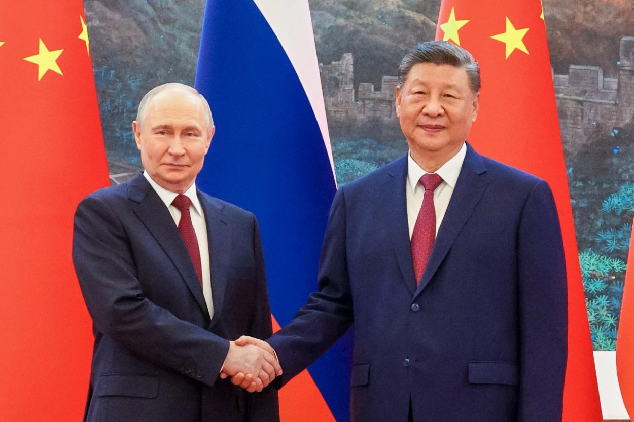 Začali sa rokovania prezidentov Si Ťin-pchinga a Putina