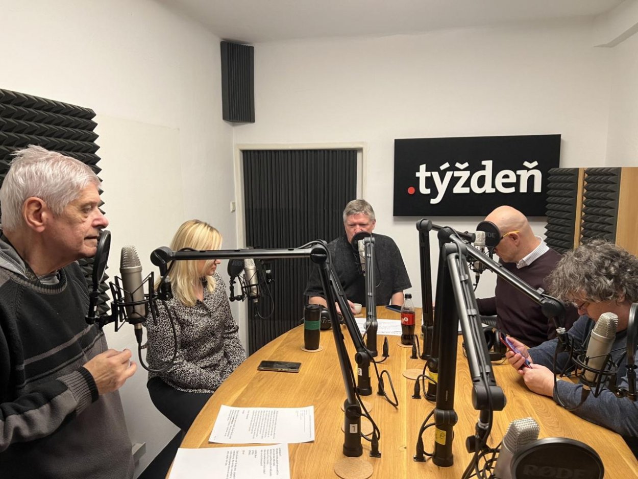 Týždeň s .týždňom: Postaví sa prezident proti premiérovi, ako Kováč proti Mečiarovi? Oklameme s plynom EÚ? Čo bol problém roka?