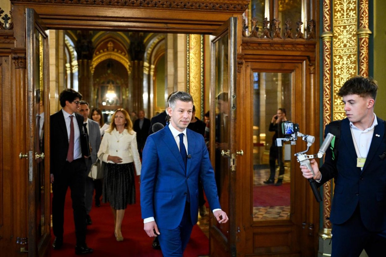 Nastupujúca maďarská vláda chce otvoriť archívy tajnej polície z čias komunizmu