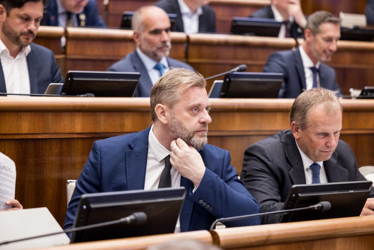 Polícia nemá koncepciu a je pod politickým vplyvom koalície