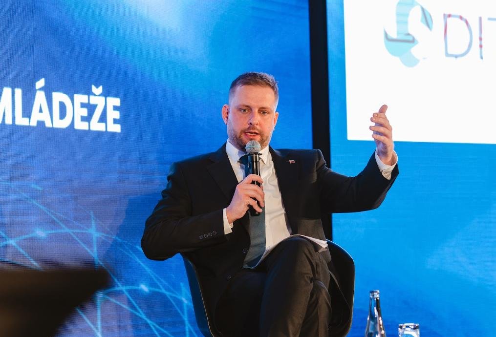 Šaško predstavil návrh novely liekovej politiky, cieľom je zlepšiť dostupnosť liekov