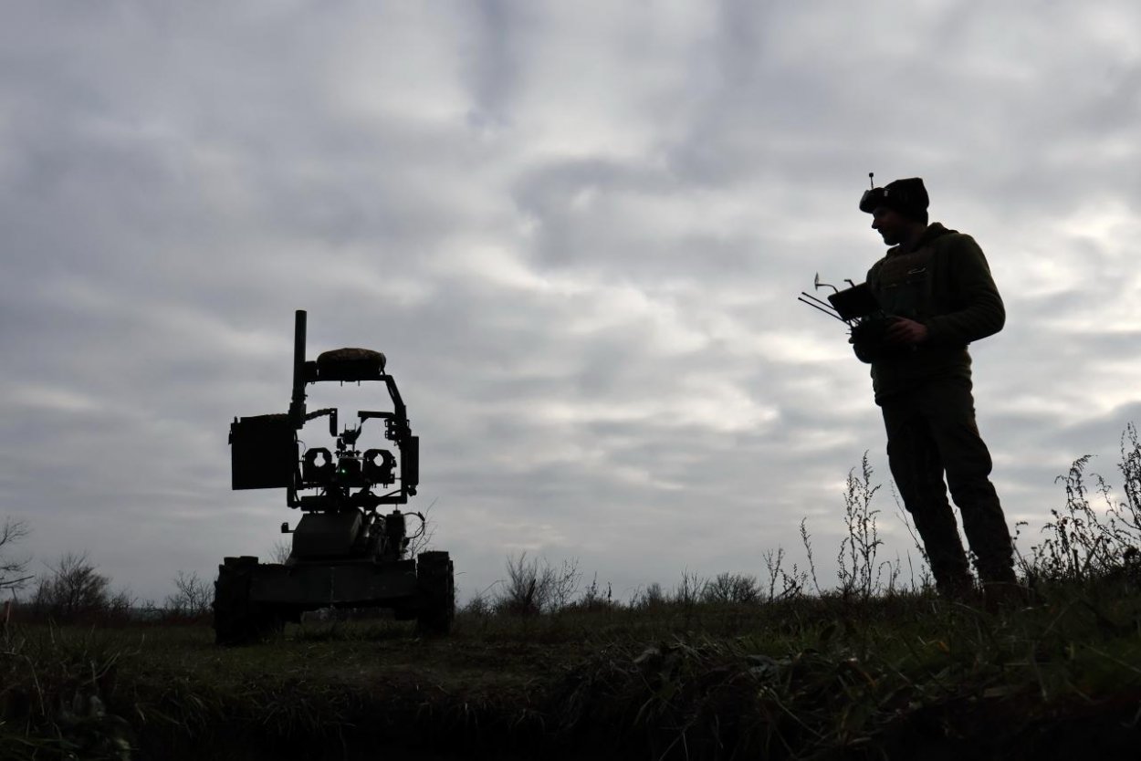 Ukrajina ONLINE: Rusko za uplynulý týždeň stratilo viac ako 10-tisíc vojakov