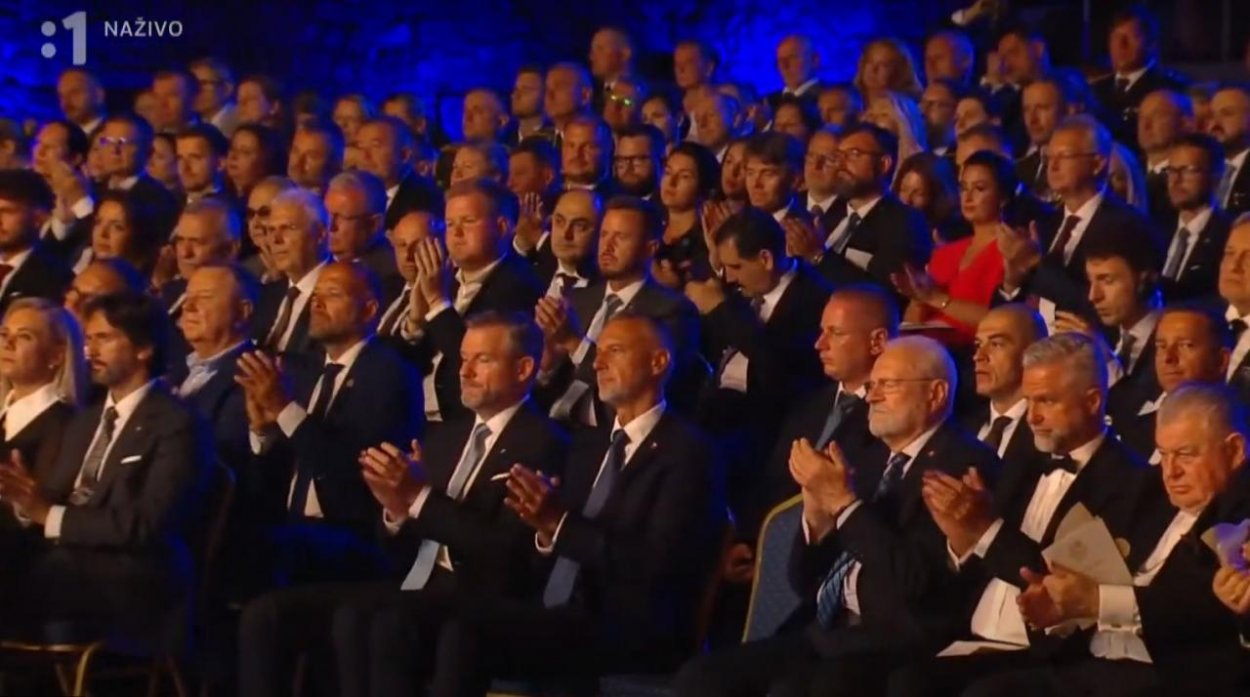 Gröhling: Oslavy príchodu Cyrila a Metoda boli len pre papalášov, bežných ľudí vyhnali za plot