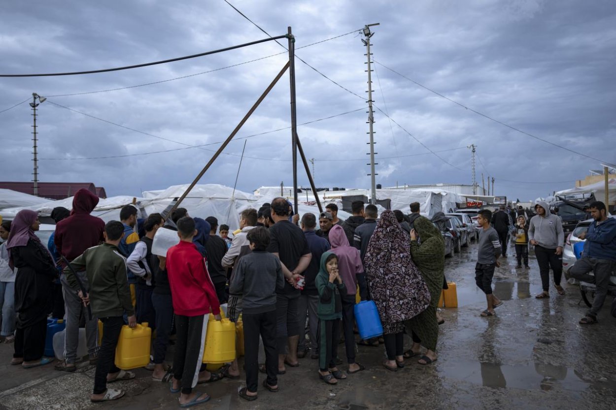 Na juh pásma Gazy ušlo v nedeľu 20.000 civilistov