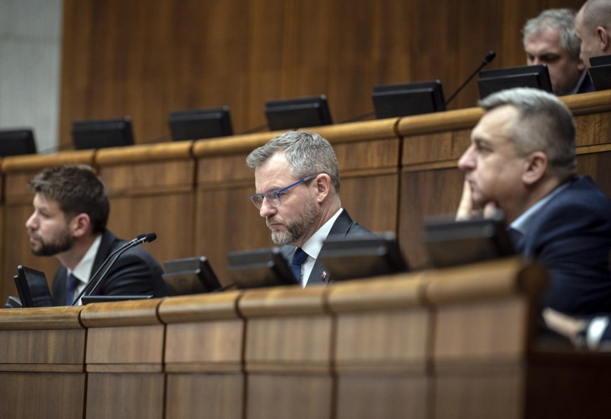 V parlamente opäť pokračuje rozprava k vládnej novele Trestného zákona