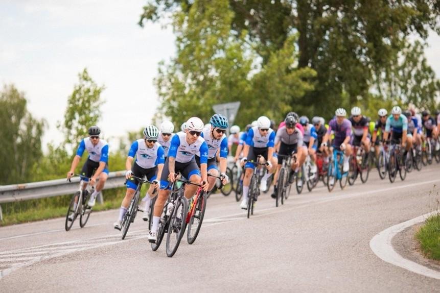 Stovky cyklistov zaplavili Žitný ostrov počas tohtoročnej Tour de Kukkonia