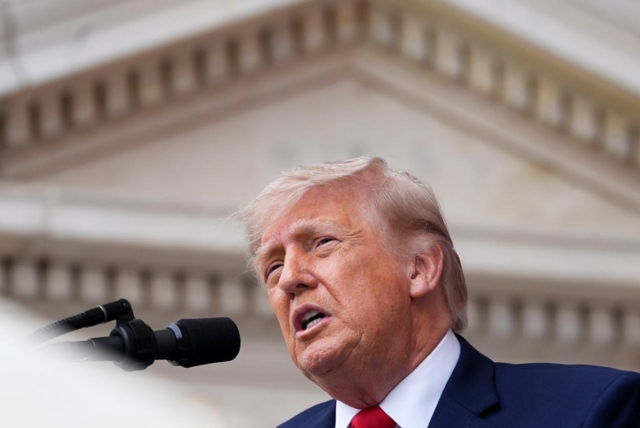 USA zaútočili na iránske zariadenia na odpaľovanie rakiet a lode, informuje Ústredné velenie americkej armády