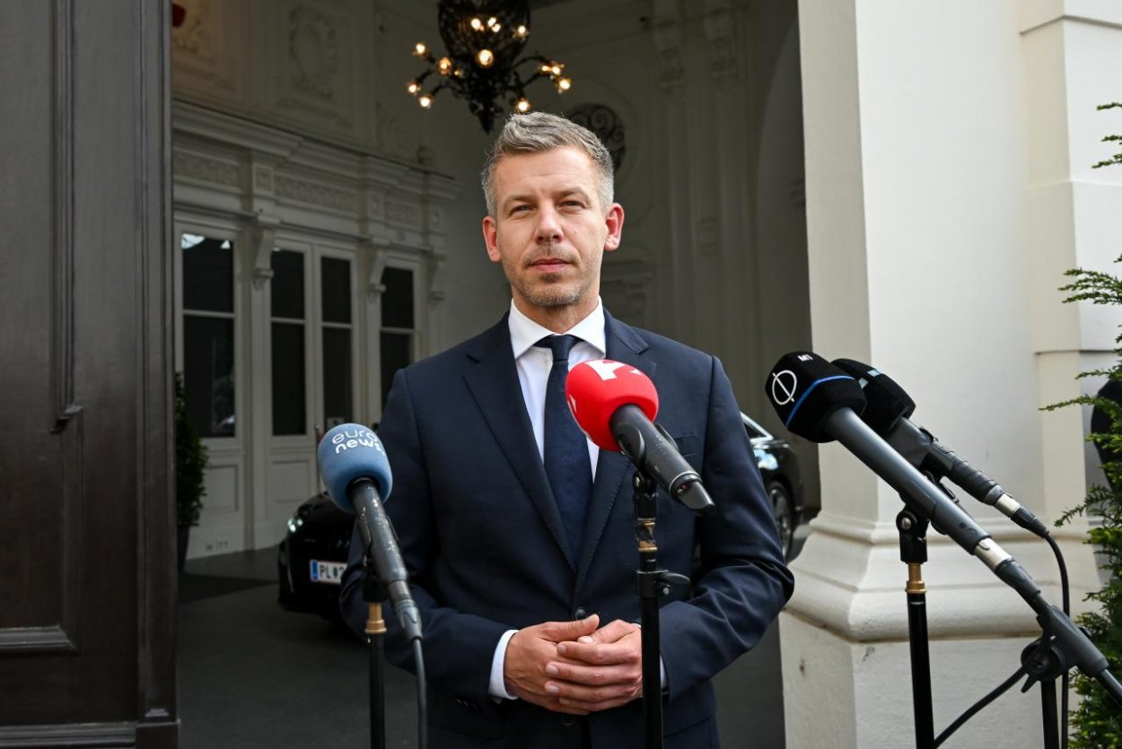 Magyar v Bruseli bude rokovať s predsedníčkou EK najmä o zmrazených fondoch