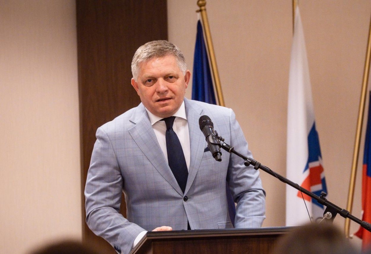 Fico chce od poslancov predpis k ústave, aby sa homosexuálne páry nemohli domáhať manželstva