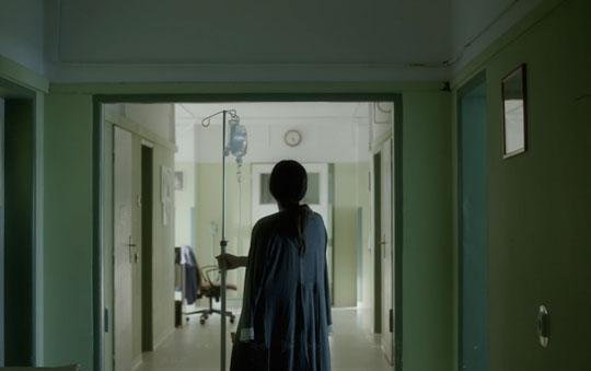 Dokument Zuzany Límovej o pôrodoch Medzi nami prichádza do slovenských kín