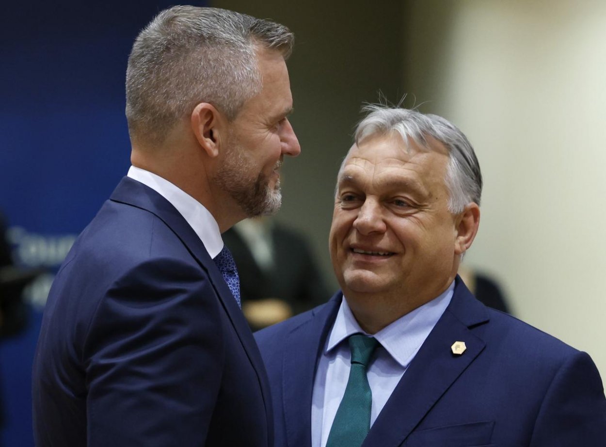 Opozícia kritizuje informácie o Pellegriniho ceste do Moskvy a ovplyvňovaní parlamentných volieb v roku 2020