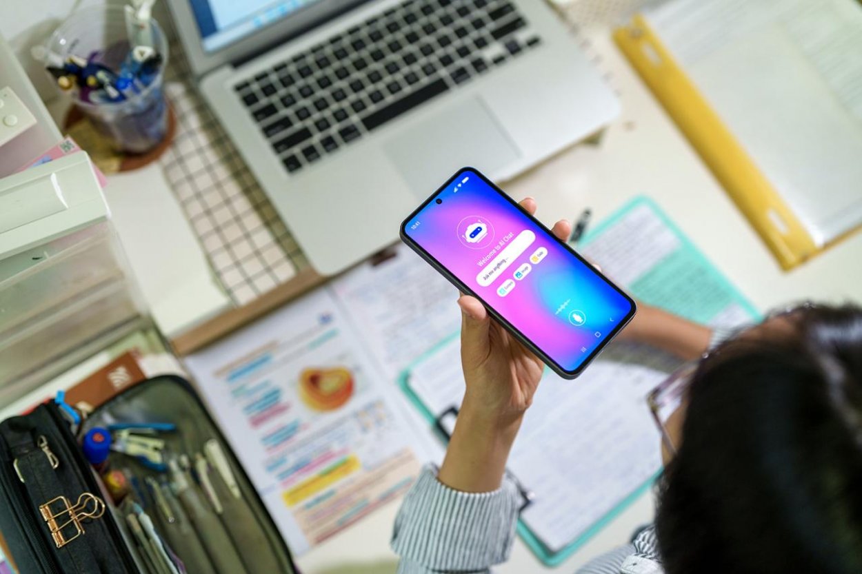 Keď sa učebnice učia samy: Budúcnosť vzdelávania v ére živej dokumentácie