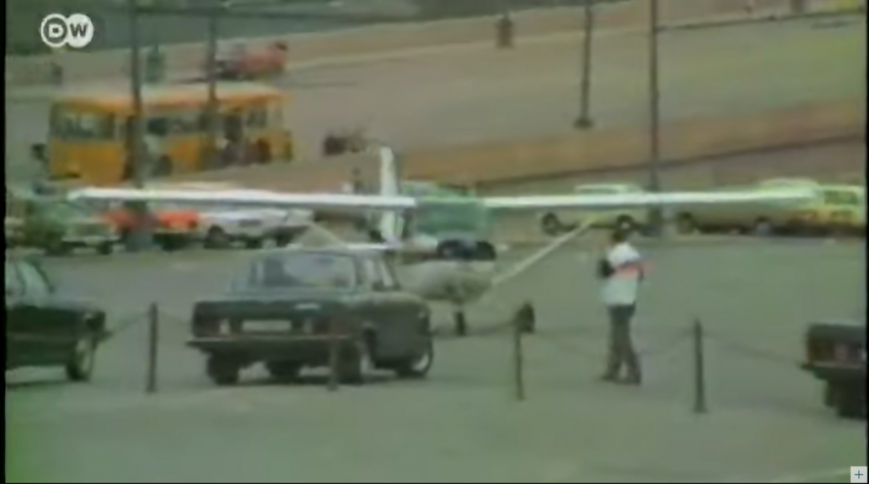 Ako mierový aktivista znemožnil celú sovietsku protivzdušnú obranu. Dnes je výročie pristátia Mathiasa Rusta na Červenom námestí